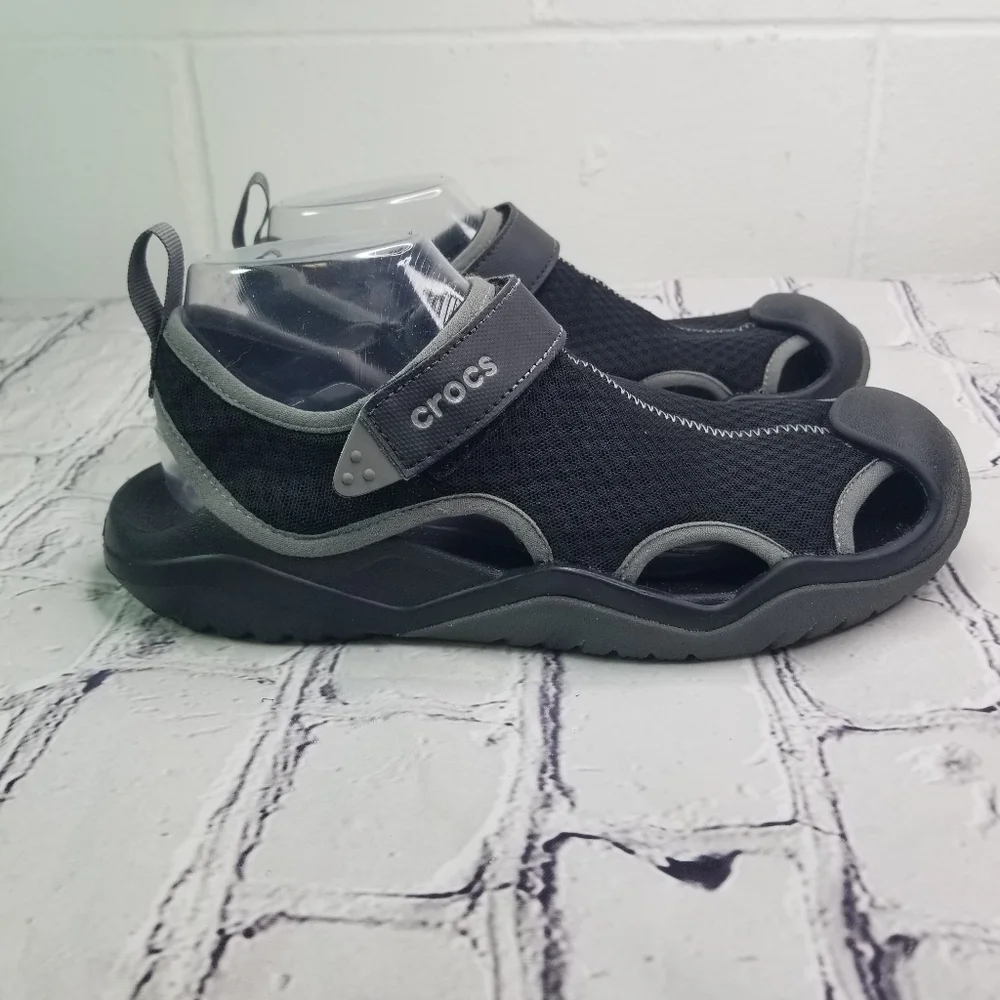 Crocs Swiftwater mesh black gray mesh deck shows